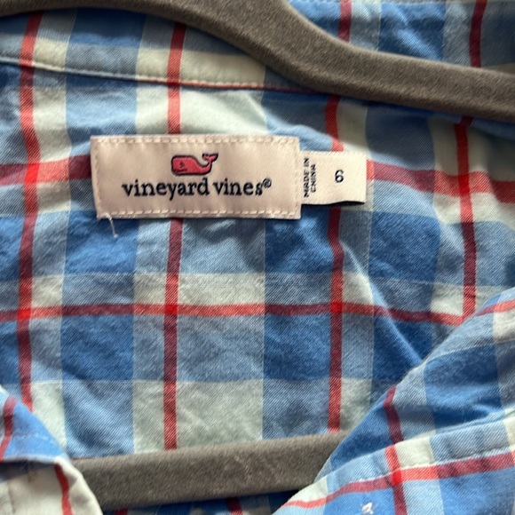 Lightweight button up - Picture 3 of 4